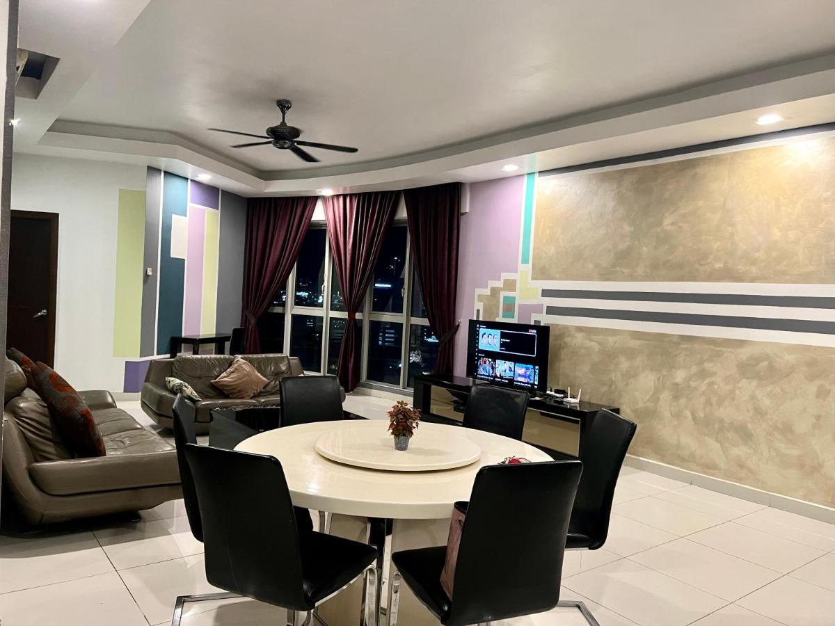 Regalia Luxury Homes By Infinity Pool Apartment Kuala Lumpur