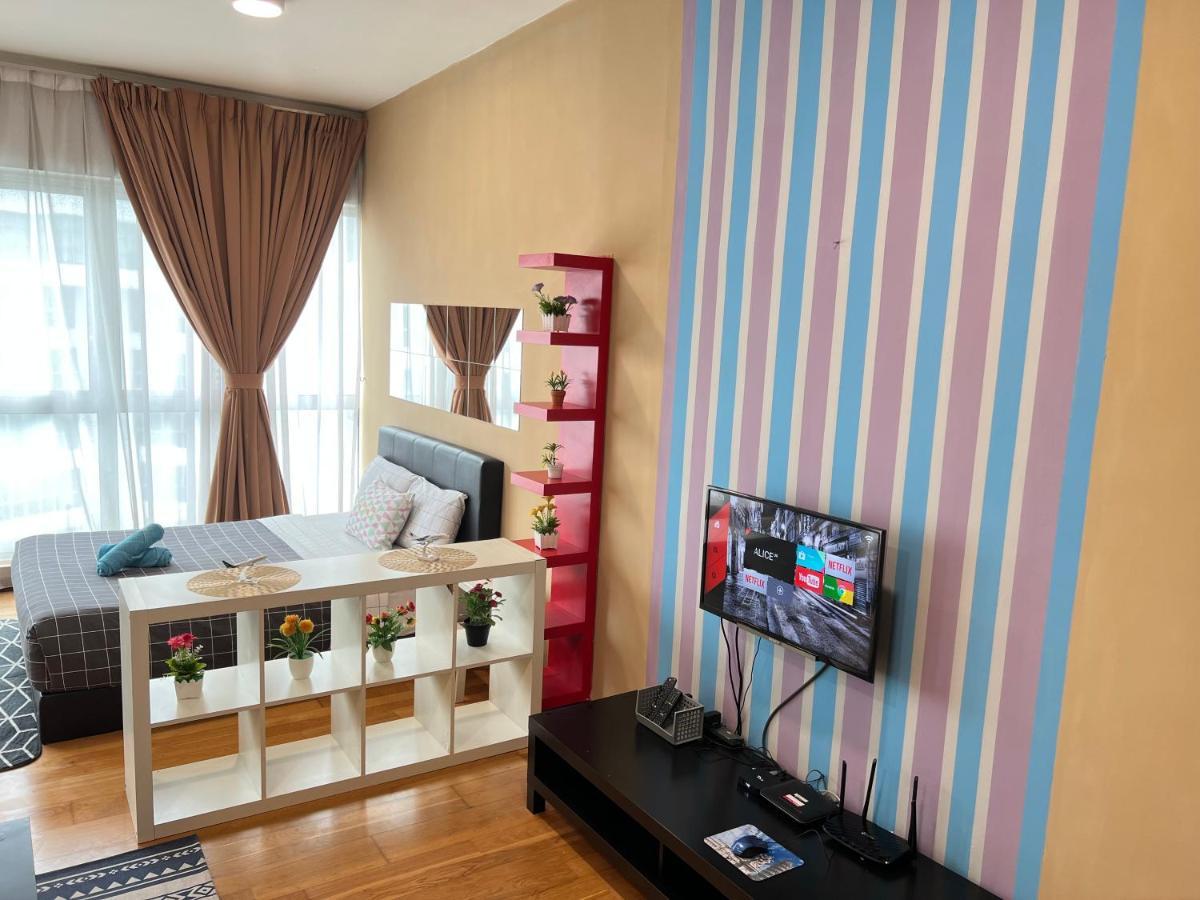Apartment Regalia Luxury Homes By Infinity Pool