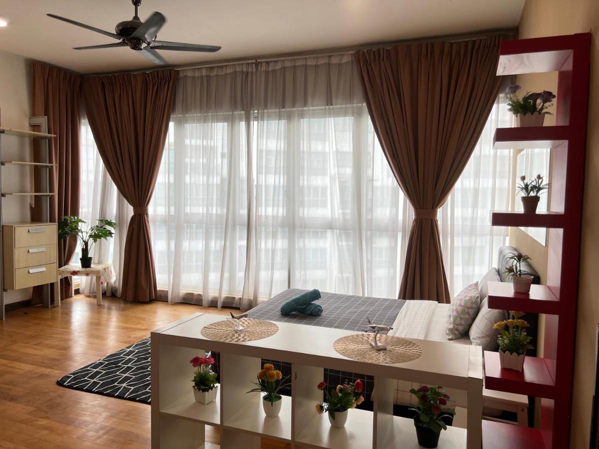 Regalia Luxury Homes By Infinity Pool Apartment